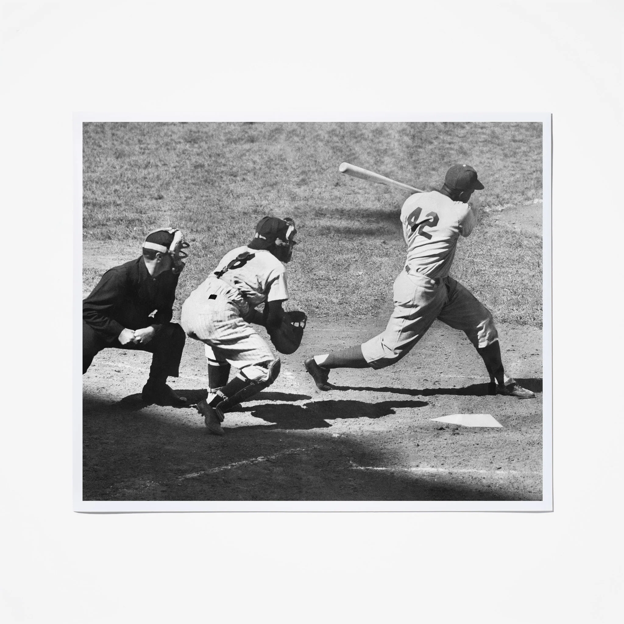 5384-jackie-robinson-batting-1.webp Jackie Robinson Batting