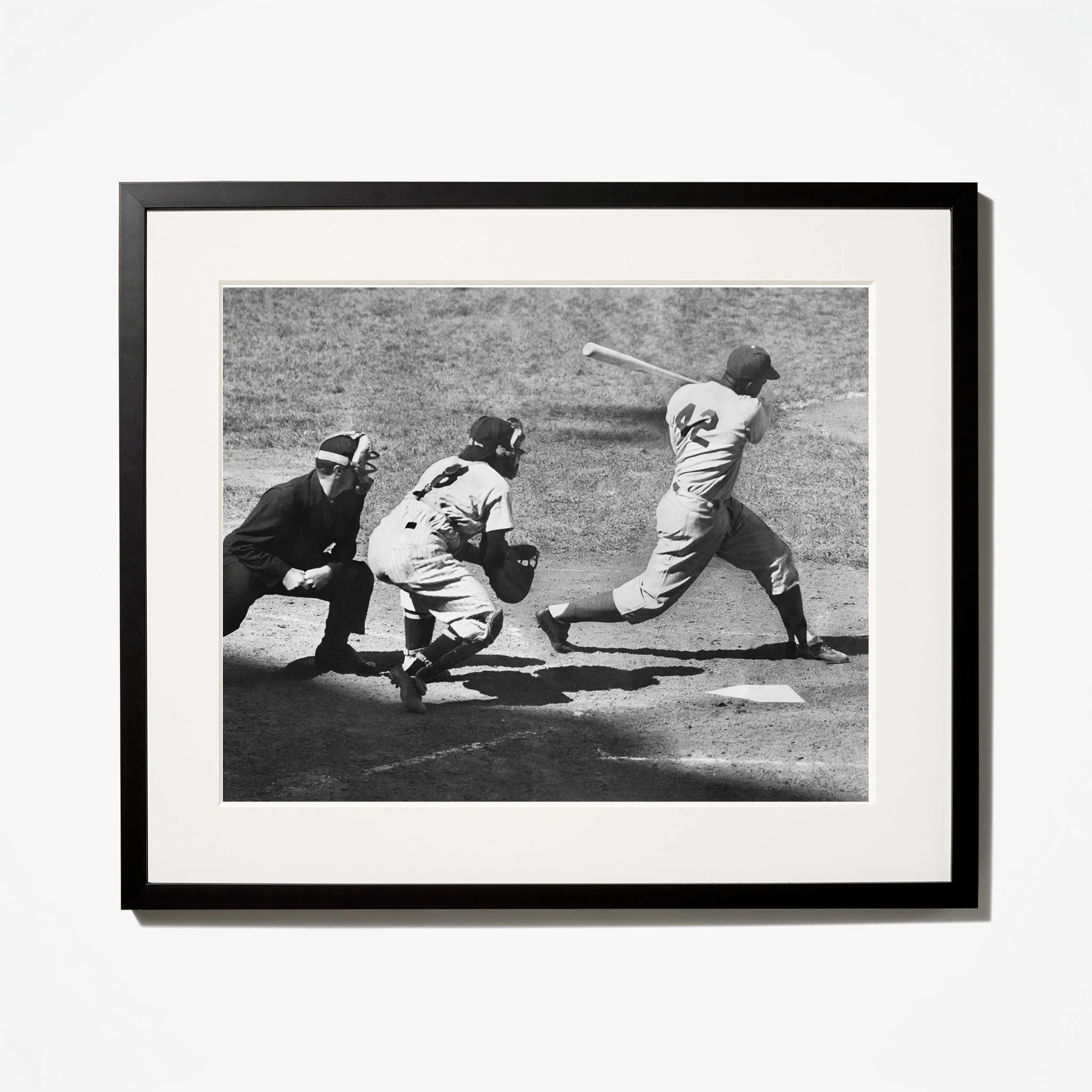 5384-jackie-robinson-batting-2.webp Jackie Robinson Batting