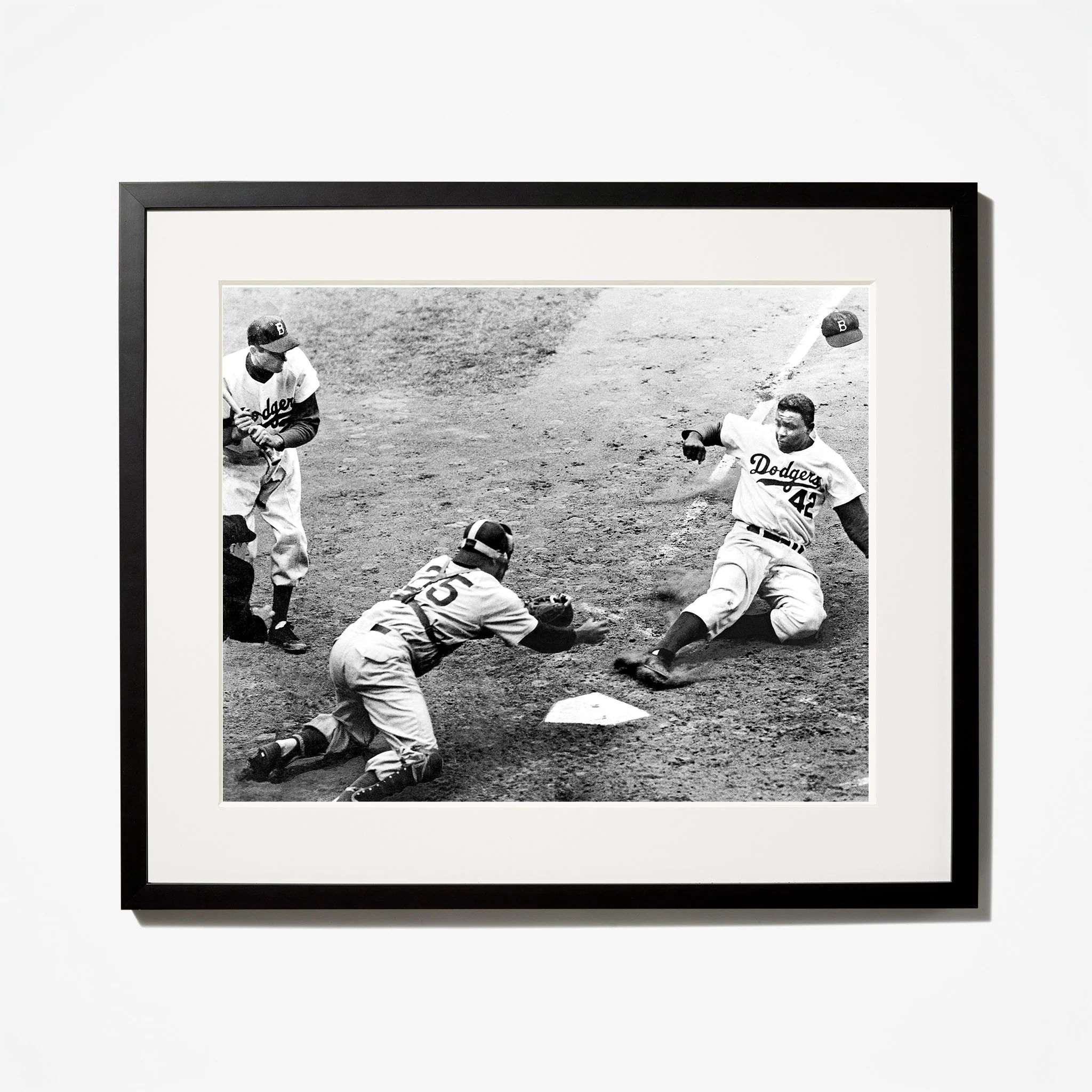 5413-jackie-robinson-steals-home-2.webp Jackie Robinson Steals Home